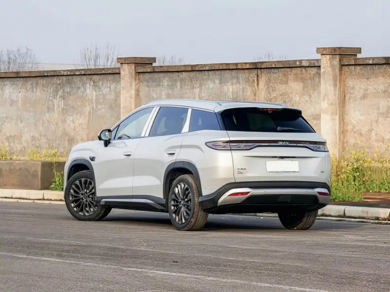 BYD Song Ultra EV серійна версія вигляд спереду