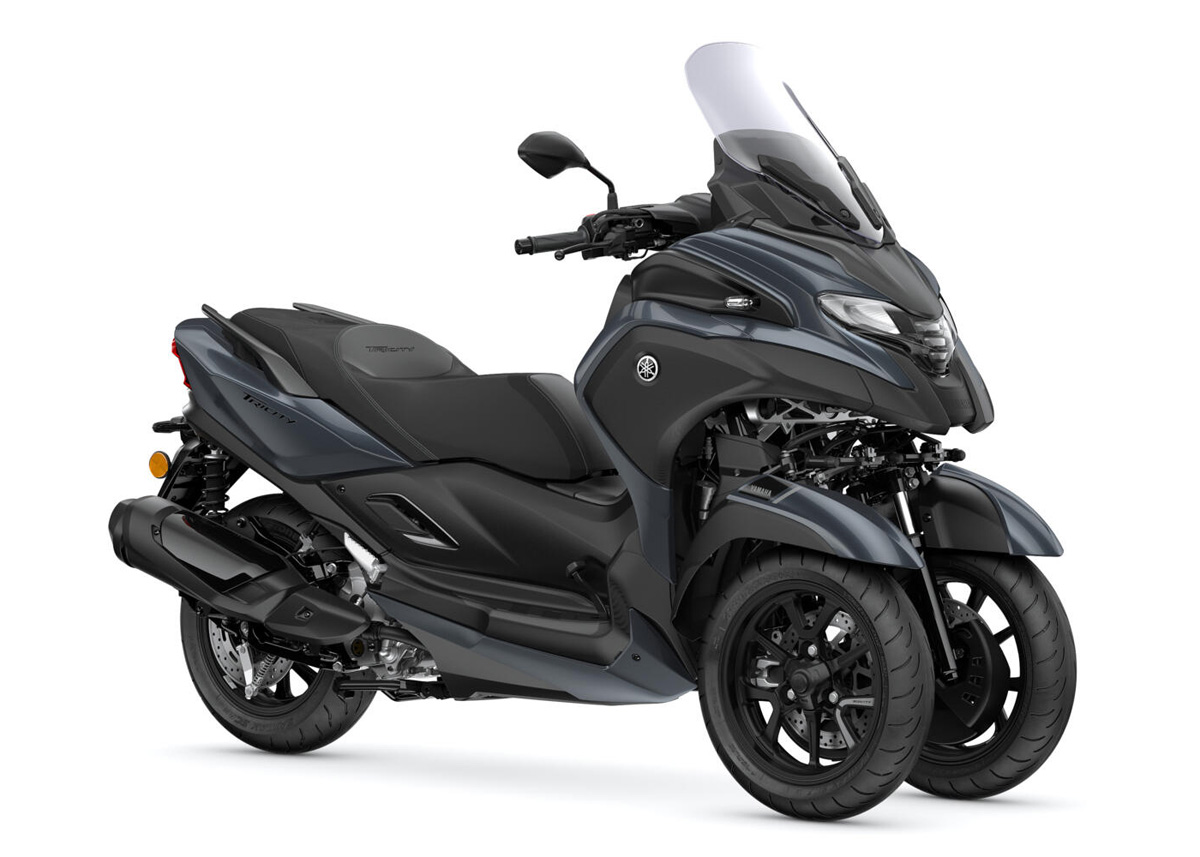 Yamaha Tricity 300 вид сзади